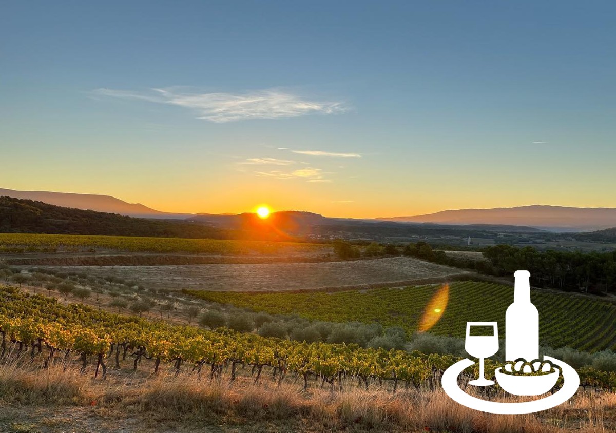 Moonrise over Provence – twilight astronomy aperitif